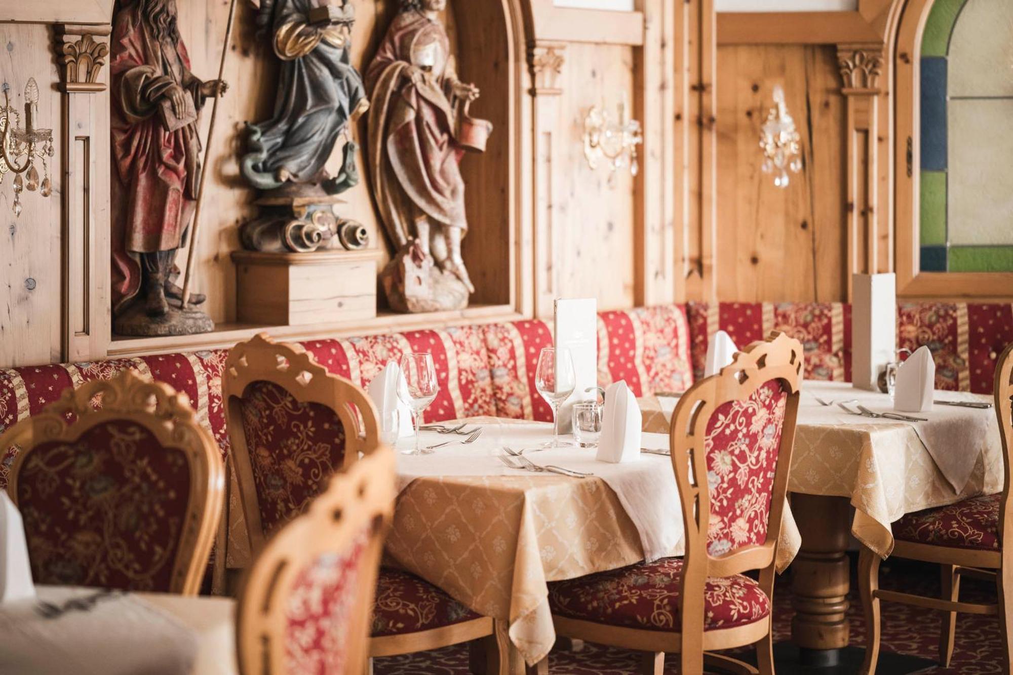 Hotel Ansitz Jakoberhof オルティゼーイ エクステリア 写真